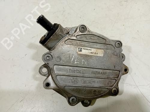 Used Injection pump BMW 3 Touring (E91) 320 i (150 hp) 17786587