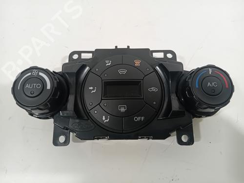Used Climate control FORD FIESTA VI (CB1, CCN) 1.0 EcoBoost (100 hp) 30489059