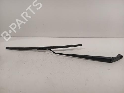 Used Front windshield wiper arm TOYOTA YARIS (_P21_, _PA1_, _PH1_) 1.5 Hybrid (MXPH10, MXPH11) (116 hp) 28718286