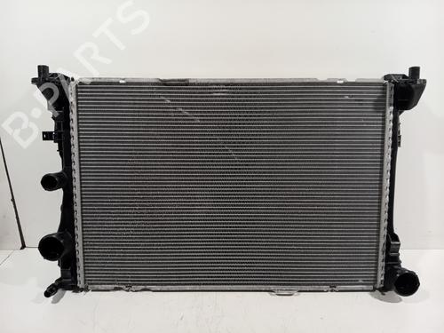 Used Water radiator MERCEDES-BENZ E-CLASS (W212) E 200 (212.034) (184 hp) 30877570