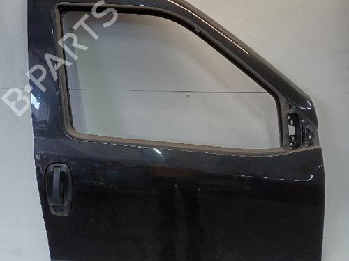 Used Right front door FIAT DOBLO Cargo (263_) 1.3 D Multijet (263WXU1A, 263ZXU1A, 263WYB1A, 263ZYB1A) (95 hp) 17456490