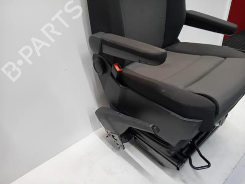 Left front seat VW CRAFTER Van (SY_, SX_) 2.0 TDI FWD (SYB, SYC, SYD) | BP33719945C15 - Image 4