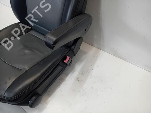 Right front seat MERCEDES-BENZ VITO / MIXTO Van (W639) 115 CDI (639.601, 639.603, 639.605) | BP27544096C16