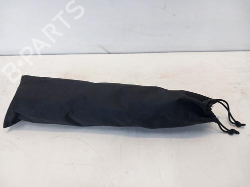Lastrumsadskiller LYNK & CO 01 PHEV | BP34058770I36 - Image 7