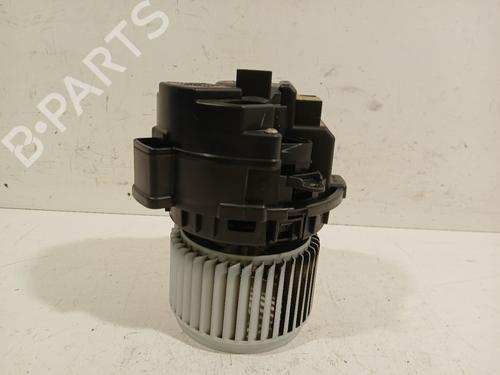Heater blower motor RENAULT CLIO V (B7_) 1.0 TCe 100 (B7MT) | BP28815541M62 