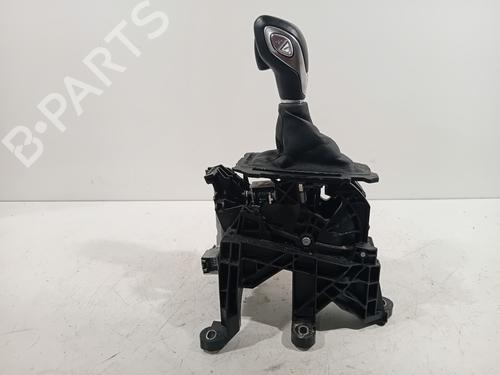 Used Gear lever Gear lever 21047910 21047910