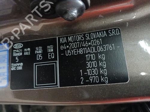 Left headlight KIA VENGA (YN) 1.4 CVVT | BP37257596C28 - Image 10