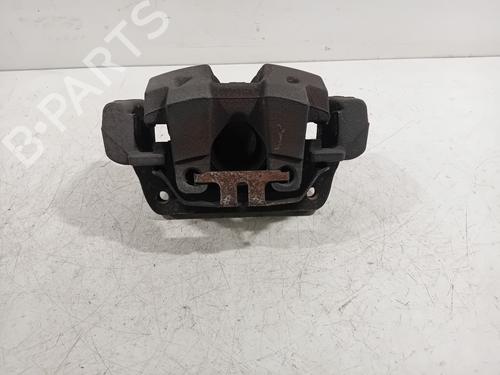 Used Right front brake caliper BMW X4 (F26) xDrive 20 d (190 hp) 19727232