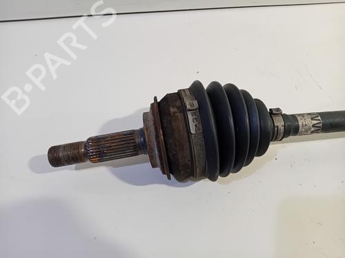 Left front driveshaft TOYOTA YARIS (_P13_) 1.5 Hybrid (NHP130_, NHP130) | BP26725670M38 