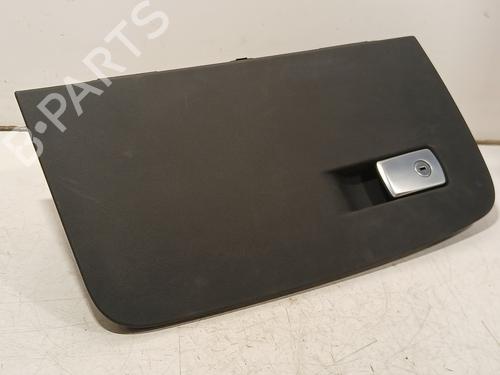 glove-box-bmw-5-g30-f90-2016-27264447 main image