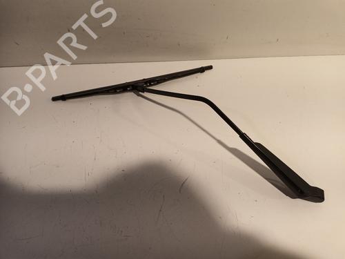 Used Rear windshield wiper arm Rear windshield wiper arm 16330879 16330879