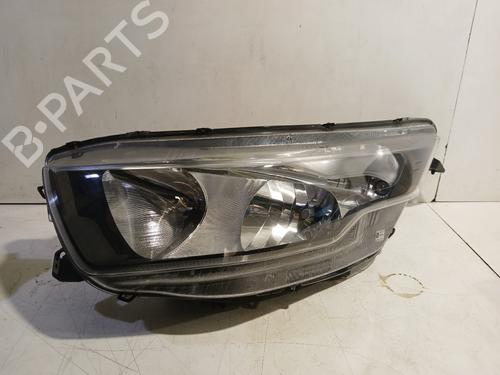 Used Left headlight IVECO DAILY VI Van 35S18, 35C18, 40C18, 50C18, 60C18, 65C18, 70C18 (180 hp) 31651536