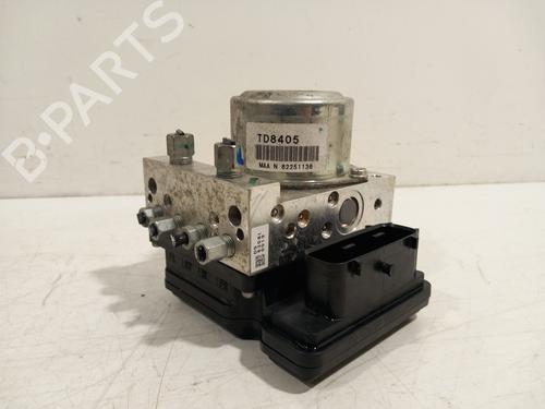 Used ABS pump NISSAN LEAF (ZE0) Electric (109 hp) 33237270
