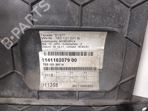 Fan VW TRANSPORTER T5 Van (7HA, 7HH, 7EA, 7EH) 2.0 TDI | BP31994922M128 