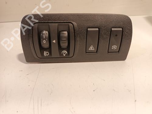 Used Switch RENAULT MEGANE III Hatchback (BZ0/1_, B3_) 1.2 TCe (BZ2B, BZ11) (116 hp) 16649224