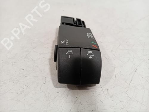Switch DACIA SANDERO II TCe 90 (B8M1, B8MA, B8AC) | BP22387775I30 