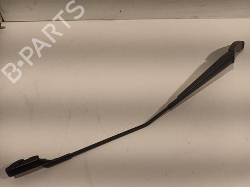 Used Front windshield wiper arm Front windshield wiper arm VW POLO VI (AW1, BZ1, AE1) 1.0 TSI (95 hp) 23988207 23988207
