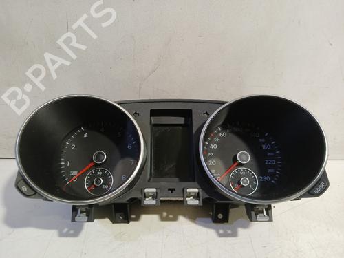 Used Instrument cluster VW GOLF VI (5K1) 2.0 GTi (210 hp) 31628675