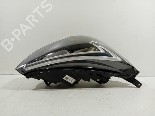 Right headlight OPEL CROSSLAND X / CROSSLAND (P17, P2QO) 1.2 (75) | BP22688684C29 