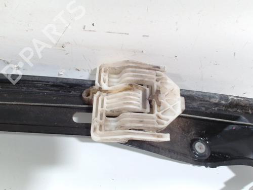 Front right window mechanism BMW 1 (E87) 118 d | BP12680522C23 