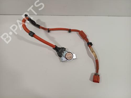 cable-toyota-prius-plus-_w4_-2011-23394555 main image