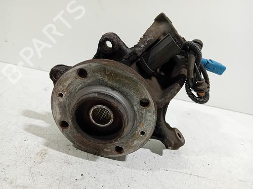 Used Right front steering knuckle Right front steering knuckle 18013130 18013130