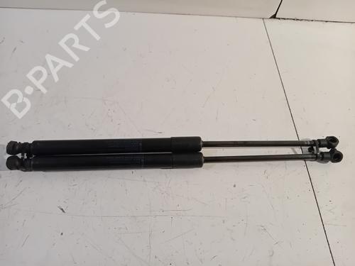 Used Hood lift support BMW 3 (E90) 325 i (218 hp) 18106118