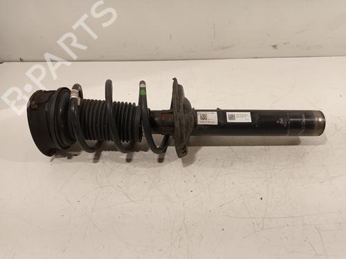 Used Right front shock absorber VW GOLF VII (5G1, BQ1, BE1, BE2) 1.4 GTE Hybrid (204 hp) 31979555