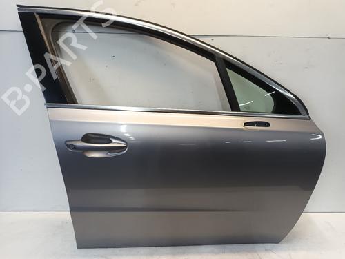 Used Right front door Right front door 38318063 38318063