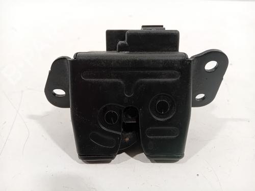 Used Tailgate lock KIA SPORTAGE III (SL) 2.0 CRDi AWD (136 hp) 25834909