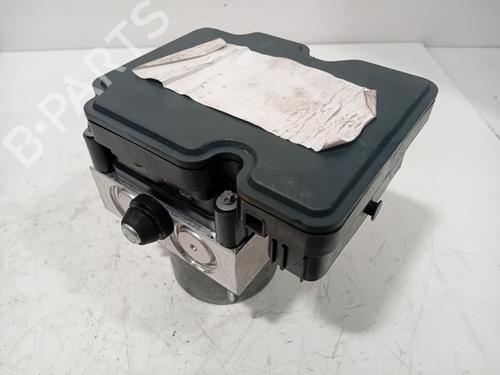 Used ABS pump ABS pump JAGUAR XE (X760) 2.0 D (163 hp) 33722392 33722392