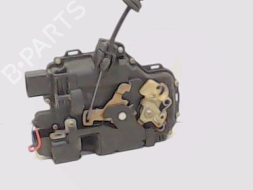 Zamek drzwi przednich prawych SEAT TOLEDO II (1M2) 1.8 20V | BP13195997C97 