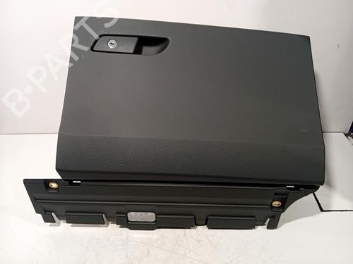 Used Glove box Glove box AUDI Q5 (FYB, FYG) SQ5 TFSI quattro (354 hp) 33268159 33268159