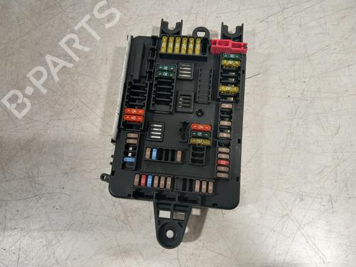 Used Fuse box Fuse box BMW 1 (F20) 116 i (136 hp) 35898995 35898995