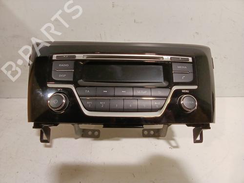 Used Radio Radio NISSAN QASHQAI II (J11, J11_) 1.2 DIG-T (115 hp) 29333667 29333667