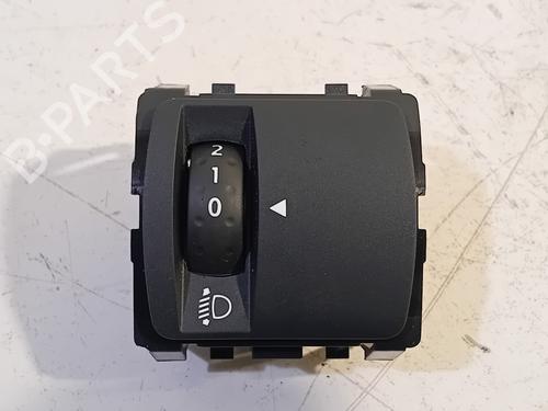 Used Switch RENAULT MEGANE IV Grandtour (K9A/M/N_) 1.5 dCi 110 (110 hp) 24470787