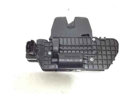 Used Tailgate lock PEUGEOT 208 I (CA_, CC_) 1.2 VTI 82 (82 hp) 13206342