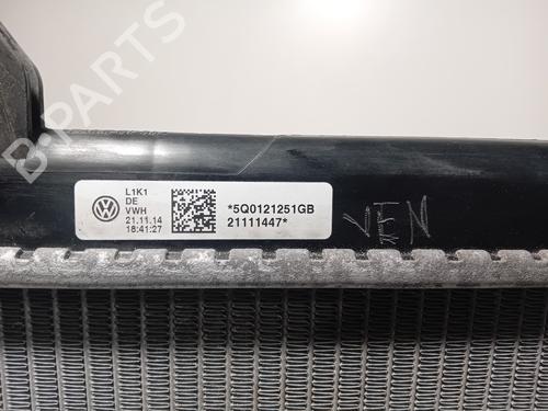 Water radiator SEAT LEON ST (5F8) 1.6 TDI | BP38458211M31 - Image 3