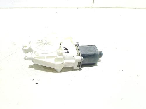 Left front window motor MERCEDES-BENZ C-CLASS (W204) C 200 CDI (204.001) | BP3260398E21 
