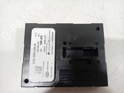 Used Control unit AUDI A3 Sportback (8VA, 8VF) 1.4 TFSI e-tron (150 hp) 30804318