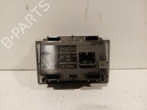 Advarselsbryter VW GOLF VIII (CD1, DA1) 1.5 eTSI | BP29306978I22 - Image 4