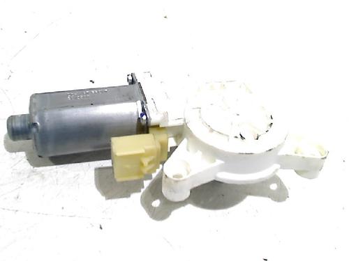 Left front window motor CHRYSLER GRAND VOYAGER V (RT) 2.8 CRD | BP3260663E21 