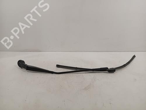 Used Front windshield wiper arm Front windshield wiper arm 29169906 29169906