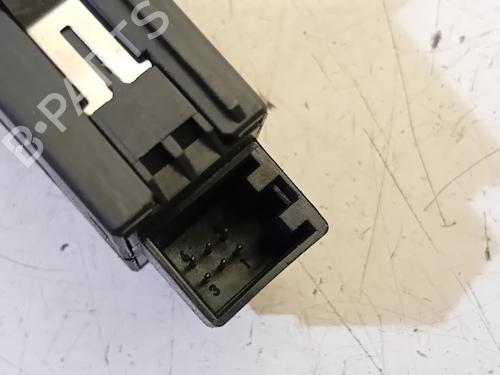 Warning switch AUDI Q3 (8UB, 8UG) 2.0 TFSI quattro | BP39267809I22 - Image 3
