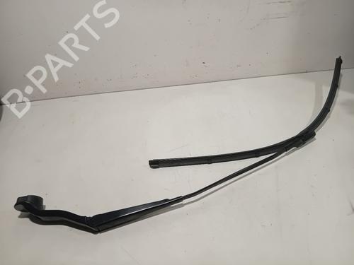 Used Front windshield wiper arm Front windshield wiper arm 39202574 39202574