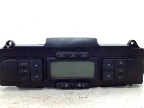 Used Climate control Climate control 10060381 10060381