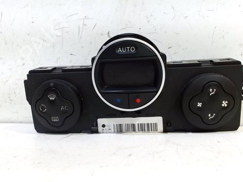 Used Climate control Climate control 7079817 7079817