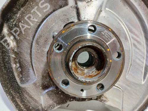 Right rear steering knuckle VOLVO XC60 II (246) T6 Plug-In Hybrid AWD | BP31017995M28 - Image 2