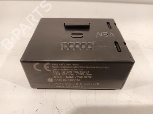 Used Electronic module NISSAN LEAF (ZE0) Electric (109 hp) 31905874