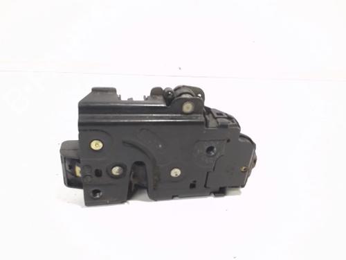 Used Front left lock VW CADDY III Box Body/MPV (2KA, 2KH, 2CA, 2CH) 2.0 SDI (70 hp) 13198260